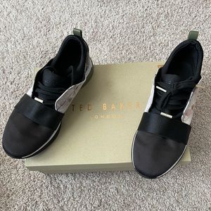 Ted Baker Womens Sneaker size 9